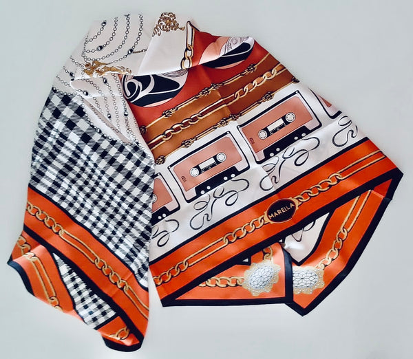 Intrend Marella silk scarf 120*120 cm orange